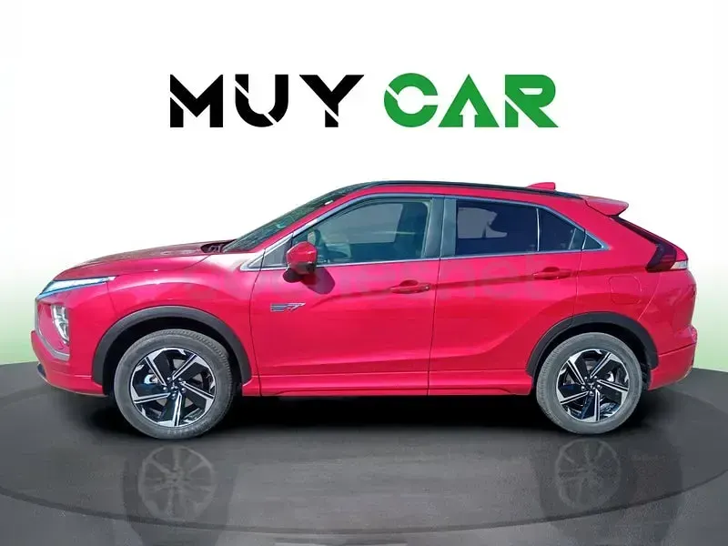 Usado Mitsubishi Eclipse Cross Motion 188 CV (138 kW) 2023 Rojo SUV