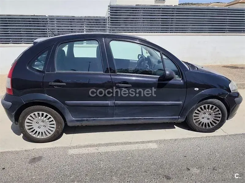 Usado Citroën C3 70 CV (51 kW) 2008 Negro Berlina