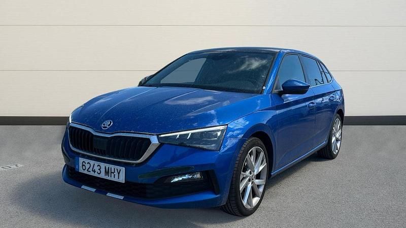 Usado Skoda Scala Sport 150 CV (110 kW) 2023 Azul Utilitario