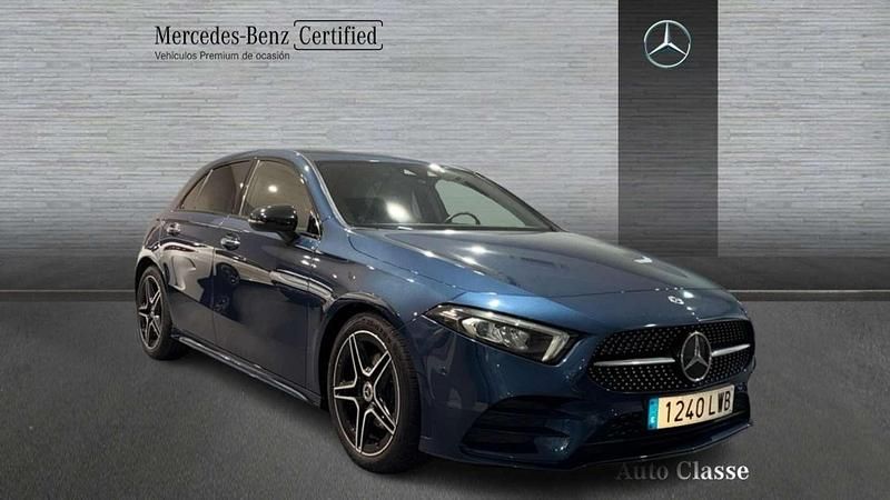 Usado Mercedes A200 AMG line 150 CV (110 kW) 2022 Azul Berlina