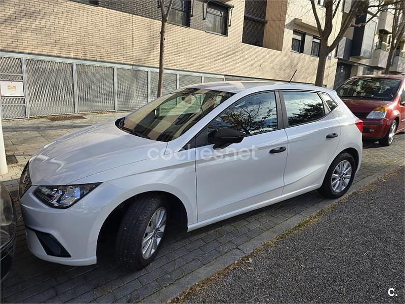 Usado Seat Ibiza Reference 95 CV (69 kW) 2019 Blanco Utilitario