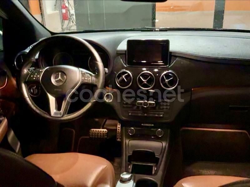 Occasion Mercedes B200 136 PK (100 kW) 2013 Wit MPV