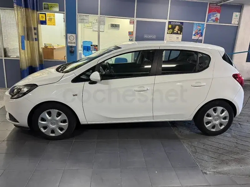 Usado Opel Corsa Selective 90 CV (66 kW) 2019 Blanco Utilitario