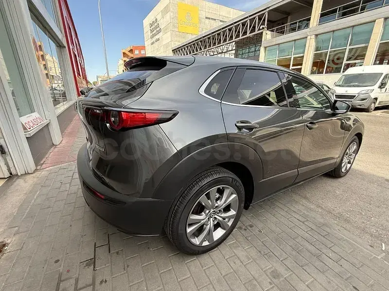 Usado Mazda CX-30 122 CV (89 kW) 2019 Gris / plata SUV