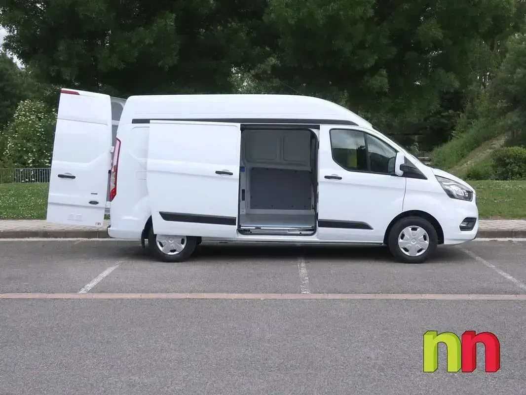 Usado Ford Transit Custom 129 CV (94 kW) 2019 Blanco Van