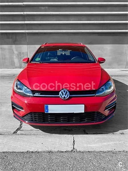 Usado VW Golf VII Sportline 150 CV (110 kW) 2018 Rojo Familiar