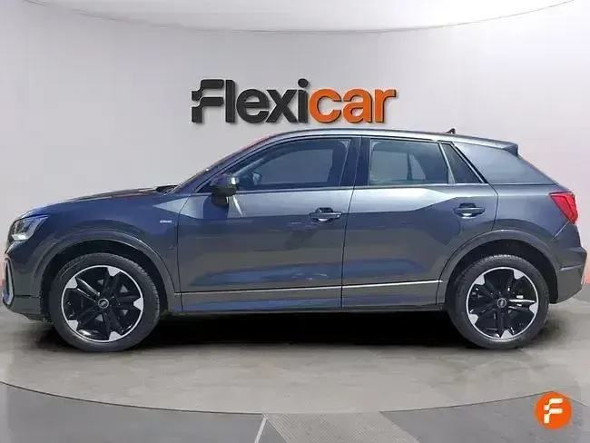 Usado Audi Q2 110 CV (80 kW) 2021 Gris SUV