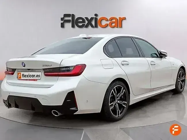 Usado BMW 318 150 CV (110 kW) 2025 Blanco Berlina