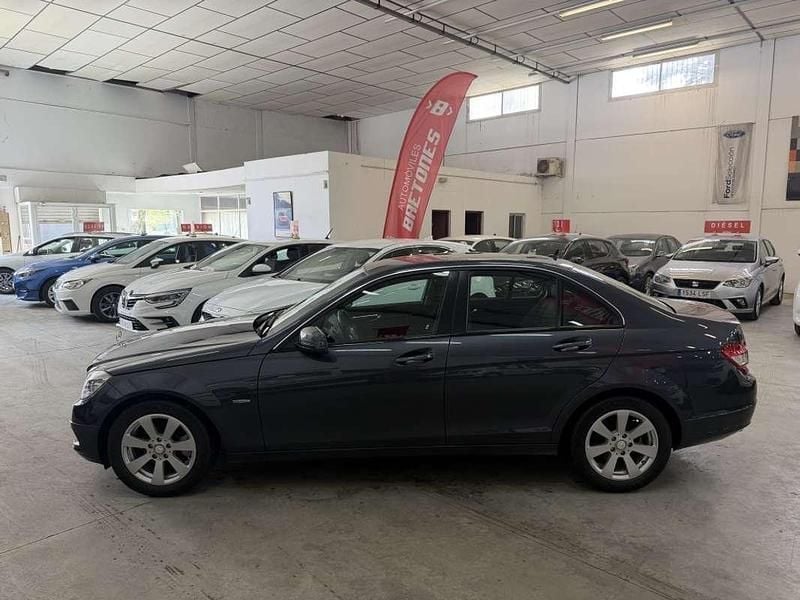 Usado Mercedes C200 136 CV (100 kW) 2011 Gris Berlina
