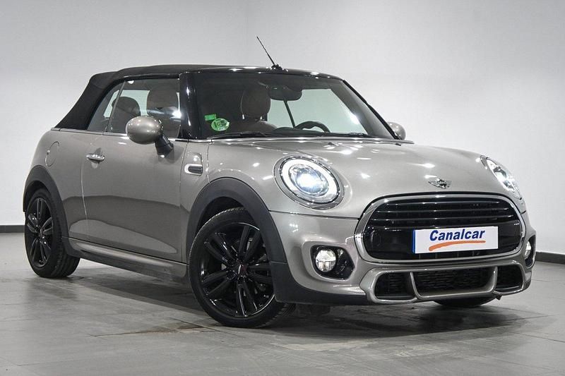 Usado Mini Cooper D 116 CV (85 kW) 2017 Gris Utilitario