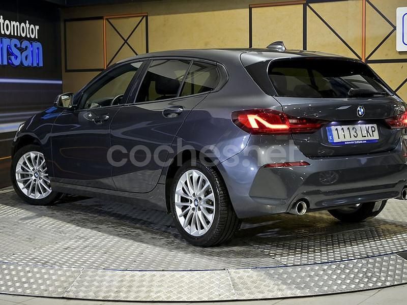 Usado BMW 118 150 CV (110 kW) 2020 Gris / plata Utilitario