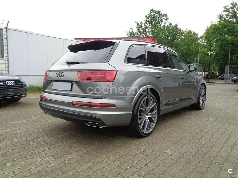 Usado Audi Q7 Exclusive 218 CV (160 kW) 2017 Gris / plata SUV