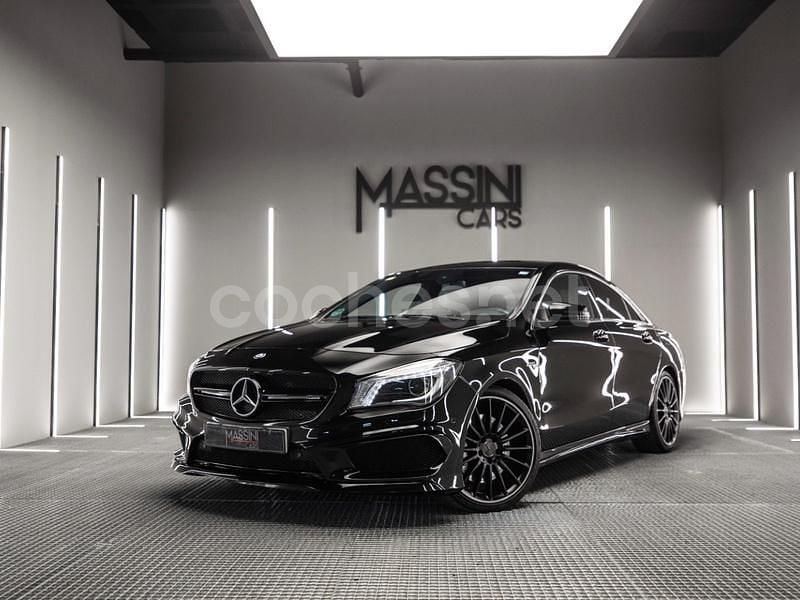 Negro Usado 2016 Mercedes CLA45 AMG Berlina | 29.999 € (Precio justo) - Imagen 1/4