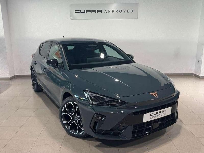 Begagnad Cupra Leon 204 HK (150 kW) 2025 Blå Sedan