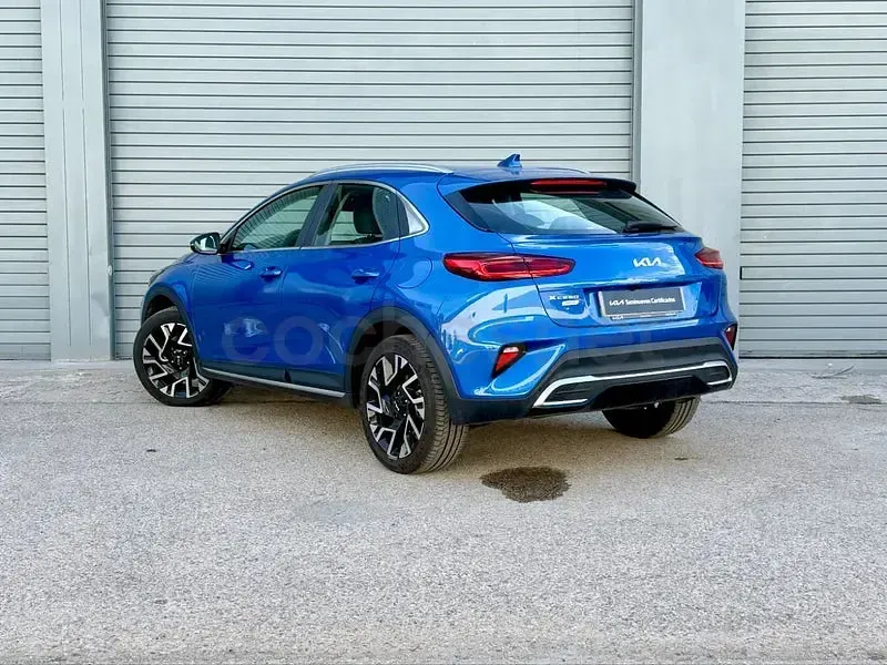 Usado Kia XCeed 140 CV (102 kW) 2025 Azul SUV
