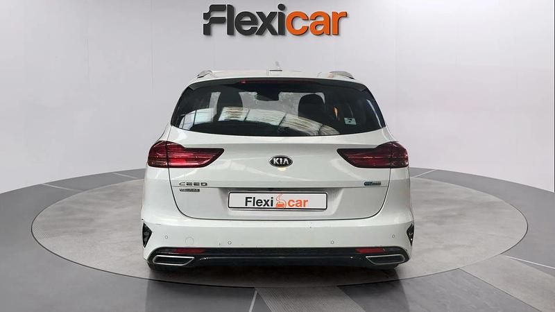 Usado Kia Ceed 143 CV (105 kW) 2021 Blanco Utilitario