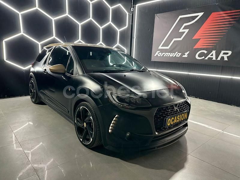 Negro Usado 2016 DS Automobiles DS3 Performance Black Special Berlina | 14.980 € (Precio justo) - Imagen 1/4