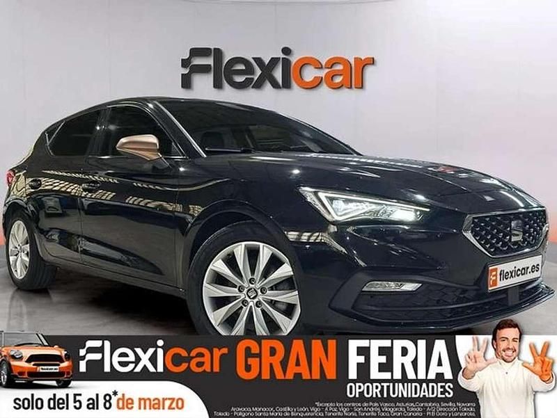 Usado Seat Leon XCELLENCE 150 CV (110 kW) 2021 Azul Berlina