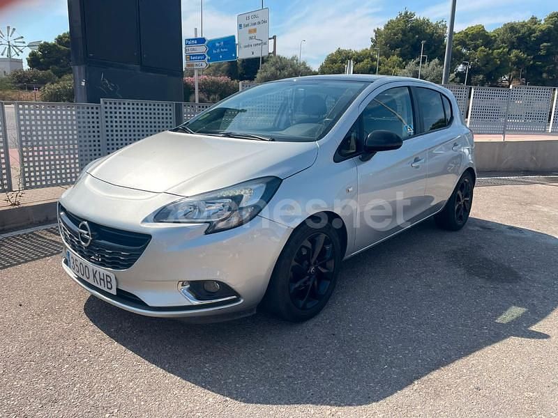 Gris / plata Usado 2018 Opel Corsa Color Edition Berlina | 7990 € (Buen precio) - Imagen 1/4