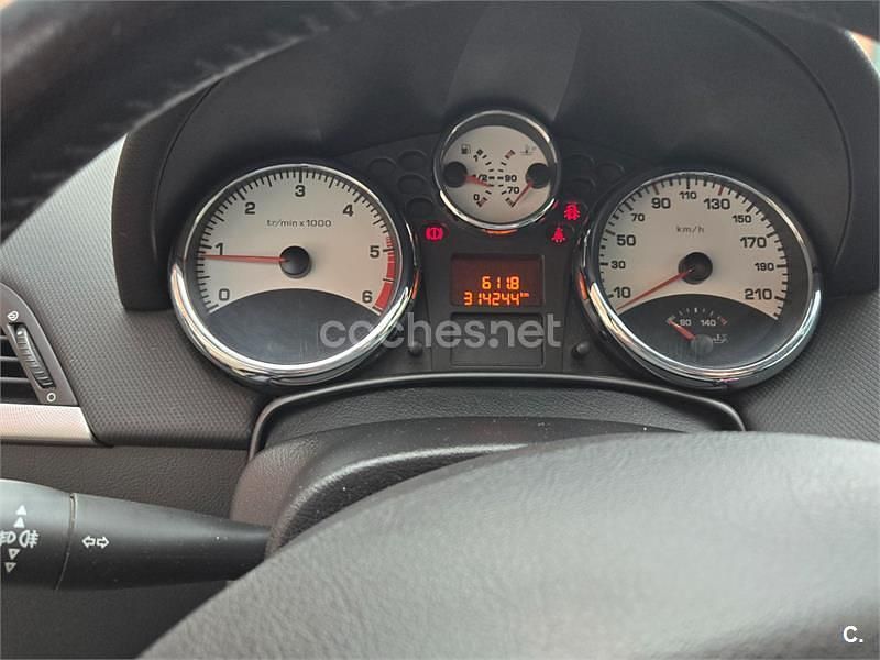 Usado Peugeot 207 Sport 90 CV (66 kW) 2007 Negro Berlina