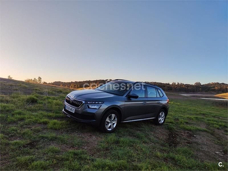 Gris / plata Usado 2022 Skoda Kamiq Active SUV | 18.000 € (Precio justo) - Imagen 1/4