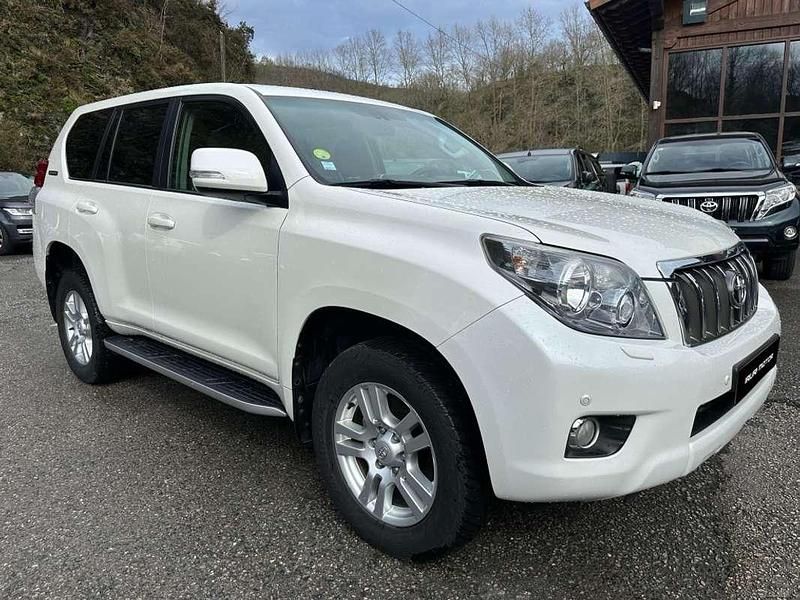 Usado Toyota Land Cruiser 190 CV (139 kW) 2011 Blanco SUV