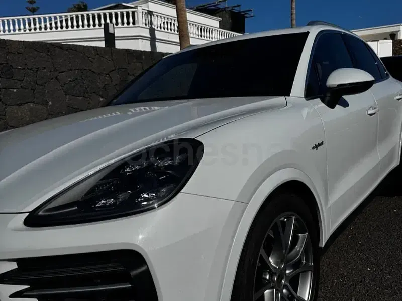 Usado Porsche Cayenne E-Hybrid 462 CV (339 kW) 2021 Blanco SUV