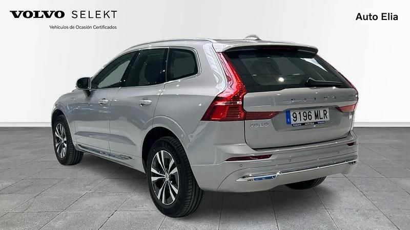 Usado Volvo XC60 Core 350 CV (257 kW) 2023 SUV