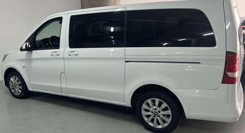 Usado Mercedes V220 Avantgarde 163 CV (119 kW) 2019 Blanco Monovolumen