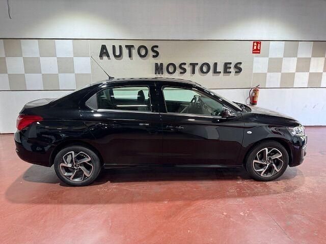 Negro Usado 2017 Citroën C-Elysee I Shine Berlina | 6495 € (Super precio) - Imagen 1/4