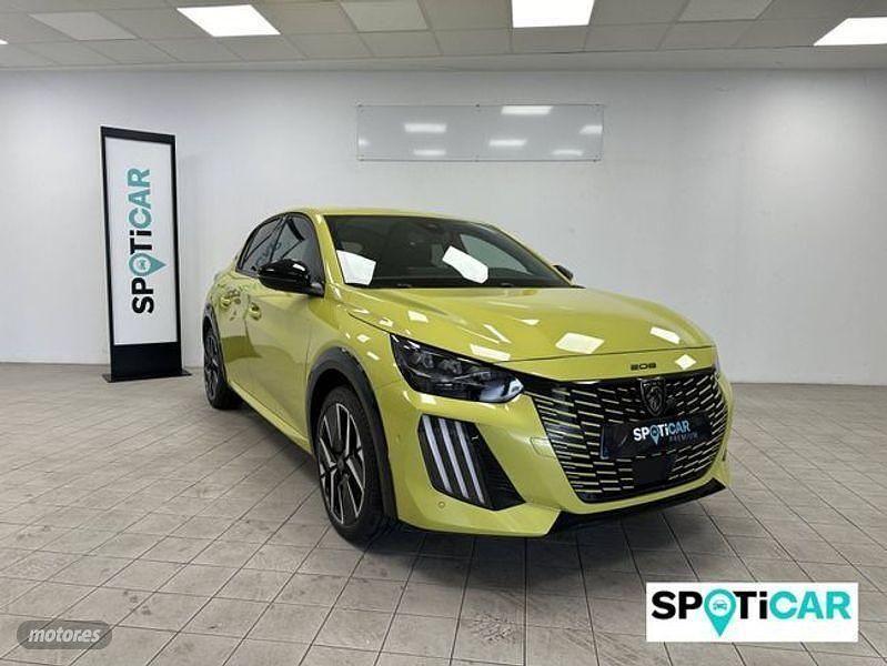 Usado Peugeot e-208 GT 114 kW (156 CV) 2024 Amarillo Utilitario
