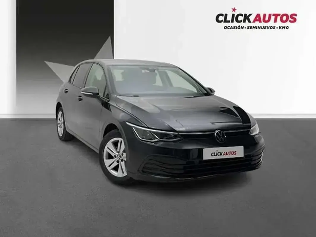 Usado VW Golf VIII Life 111 CV (81 kW) 2023 Negro Berlina