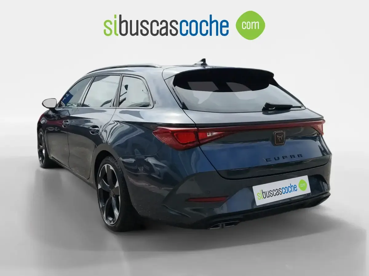 Usado Cupra Leon 190 CV (139 kW) 2024 Gris/plata