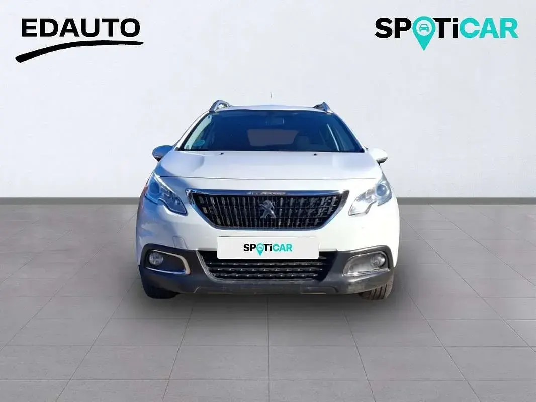 Usado Peugeot 2008 Active 99 CV (72 kW) 2016 Negro SUV