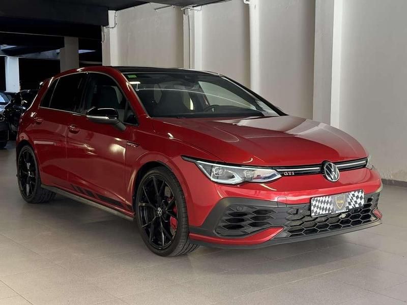 Usado VW Golf VIII GTI 300 CV (220 kW) 2022 Burdeos Utilitario