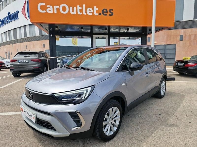Usado Opel Crossland X Business Elegance 130 CV (95 kW) 2021 Gris / plata SUV