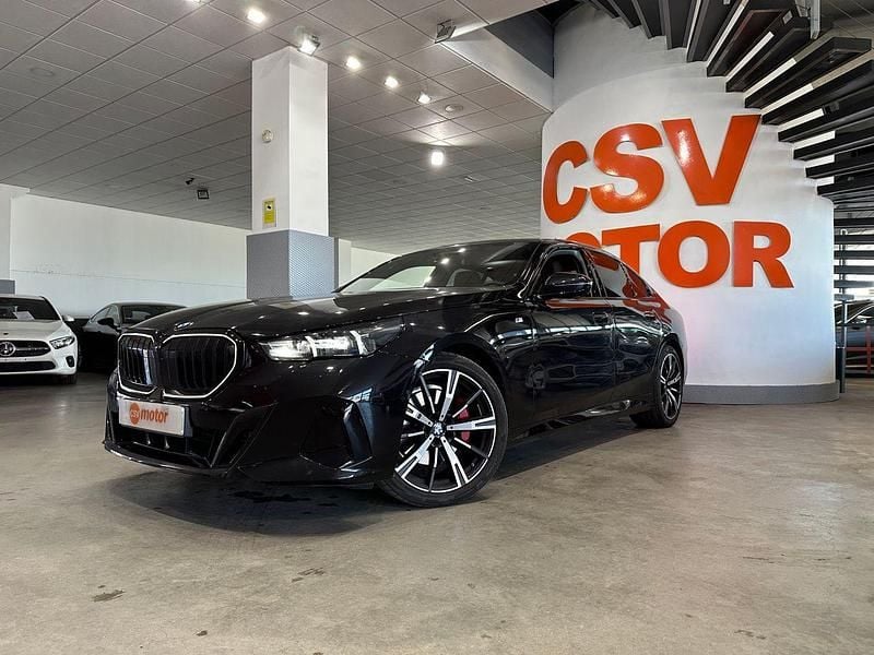 Usado BMW 520 M Sport 199 CV (146 kW) 2024 Negro Berlina
