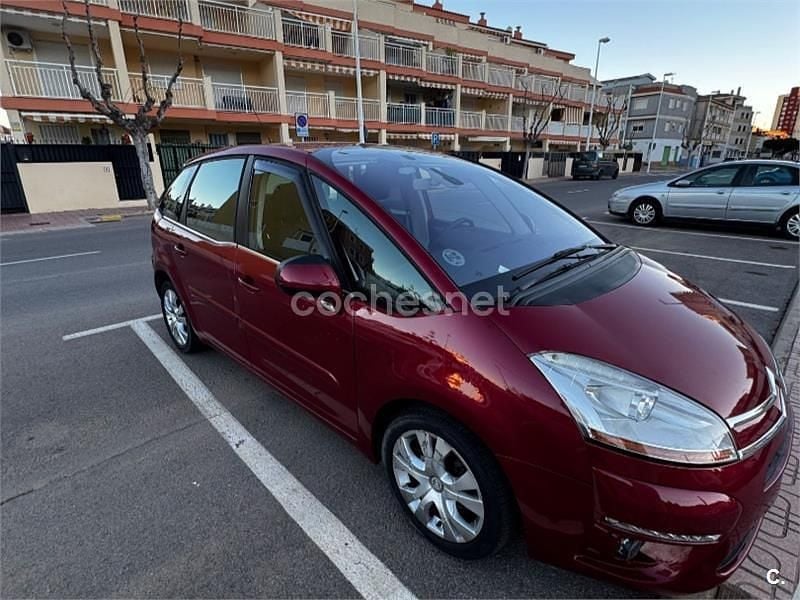 Usado Citroën C4 Picasso Seduction 112 CV (82 kW) 2012 Granate Monovolumen