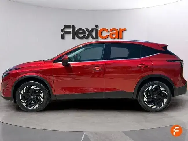 Usado Nissan Qashqai N-Connecta 158 CV (116 kW) 2025 Rojo SUV