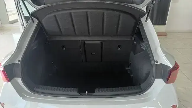 Usado Cupra Leon 149 CV (109 kW) 2024 Blanco