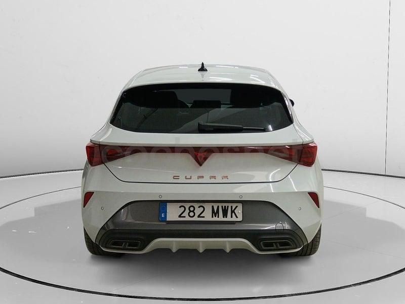 Usado Cupra Leon 150 CV (110 kW) 2024 Blanco Berlina