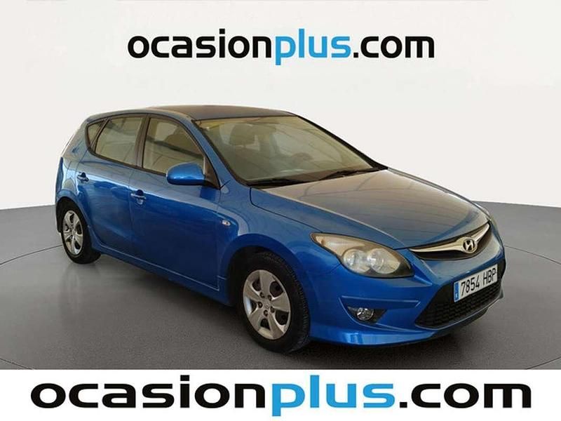 Usado Hyundai i30 Classic 109 CV (80 kW) 2011 Azul Utilitario