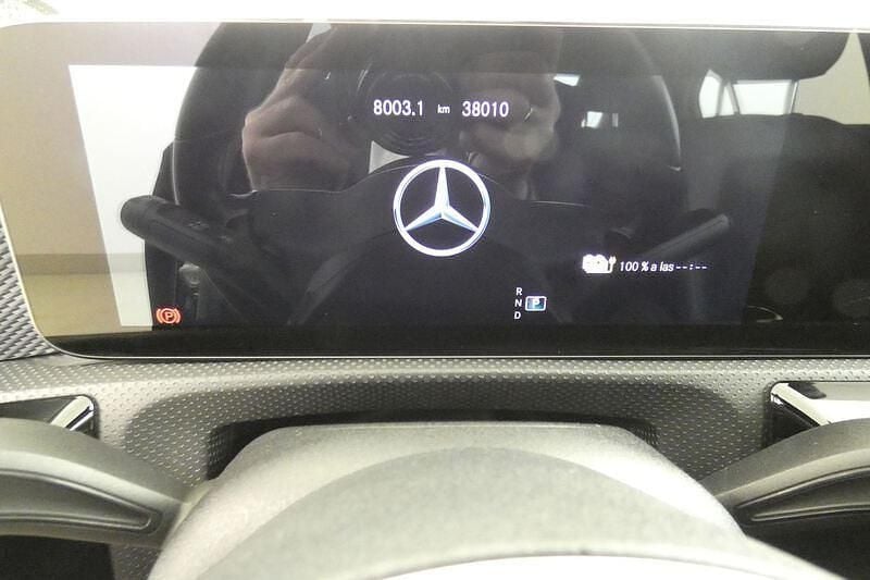 Usado Mercedes E250 218 CV (160 kW) 2022 Negro Familiar