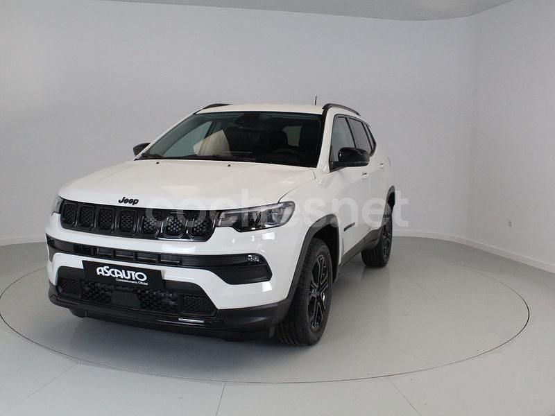 Blanco Usado 2024 Jeep Compass Night Eagle SUV | 31.500 € (Precio justo) - Imagen 1/4