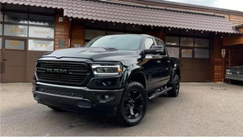 Negro Usado 2019 Dodge Ram Recogida | 68.500 € - Imagen 1/4
