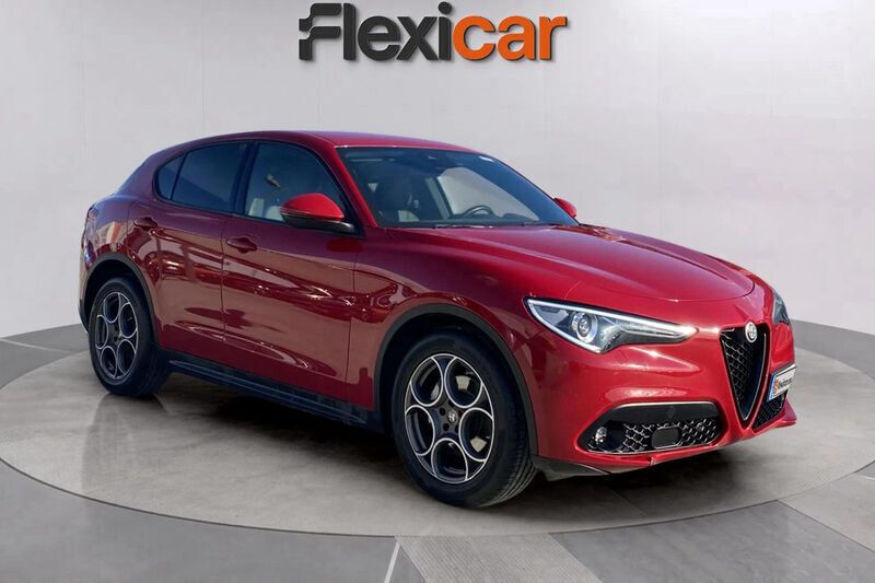 Rojo Usado 2022 Alfa Romeo Stelvio Sprint SUV | 26.990 € - Imagen 1/4