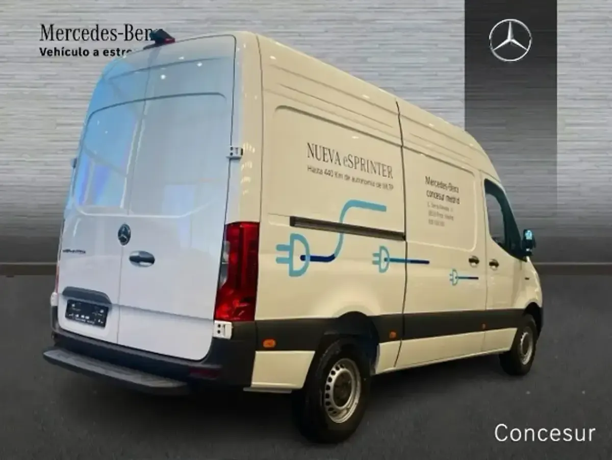 Nuevo Mercedes E-Sprinter 2026 Blanco Van