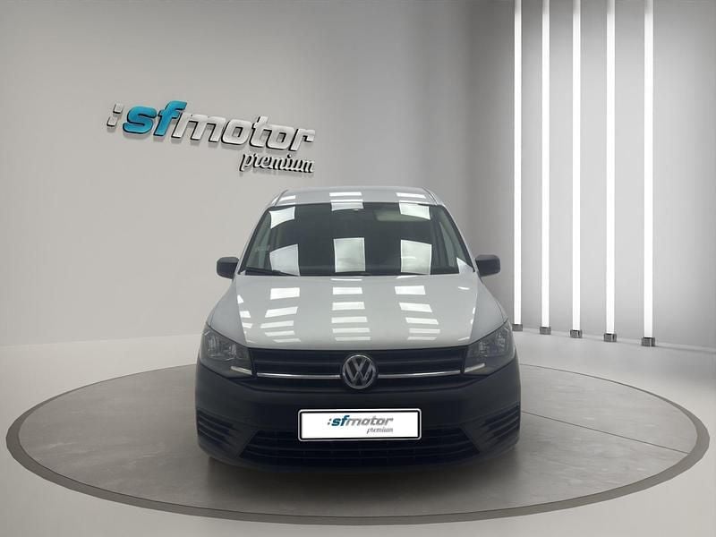 Usado VW Caddy California 102 CV (75 kW) 2020 Blanco Monovolumen