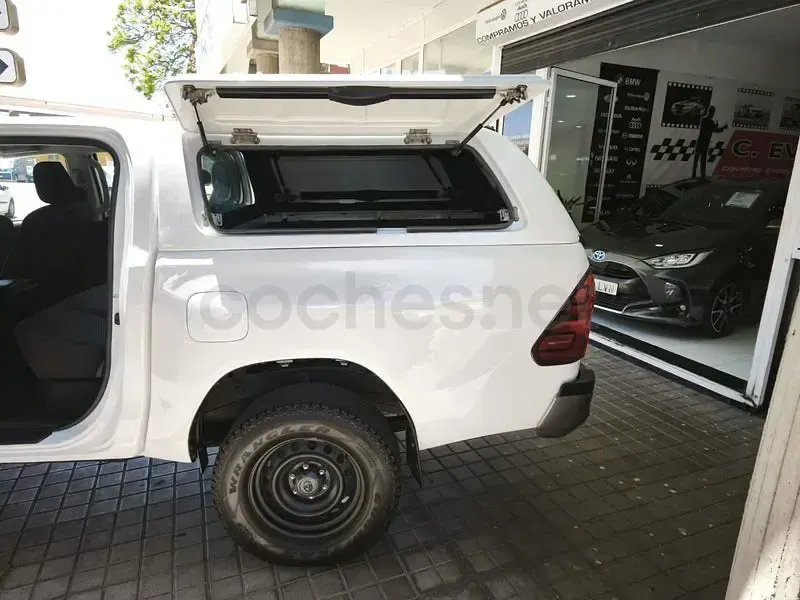 Usado Toyota HiLux Plus 150 CV (110 kW) 2020 Blanco Pickup/Camioneta