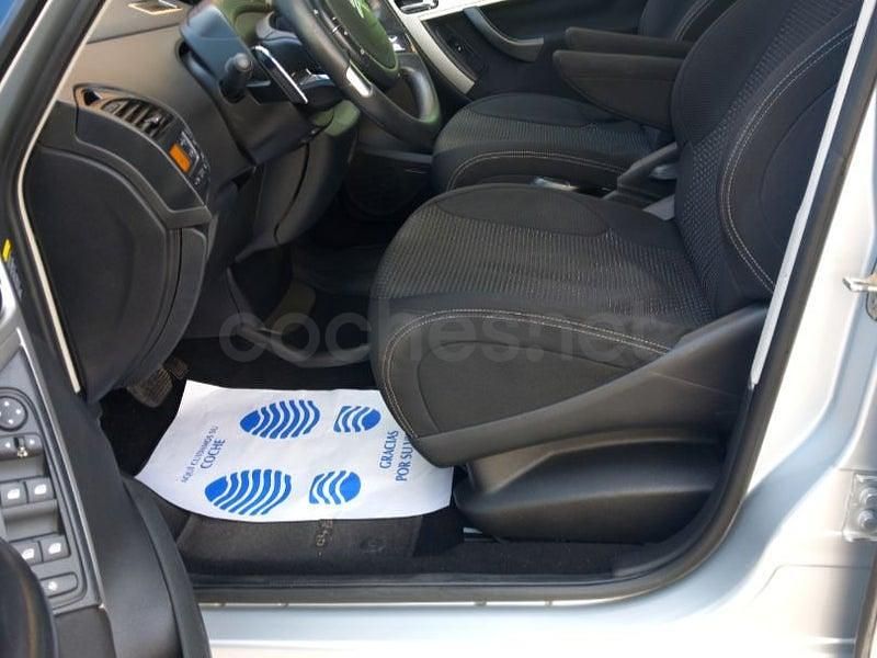 Usado Citroën Grand C4 Picasso Exclusive 136 CV (100 kW) 2011 Gris / plata Monovolumen